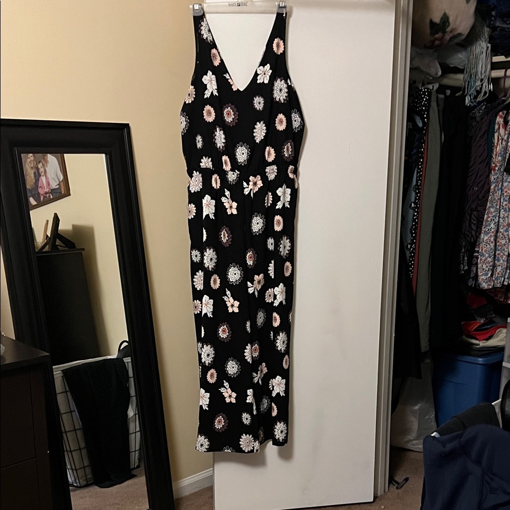 Floral Sleeveless Black Romper